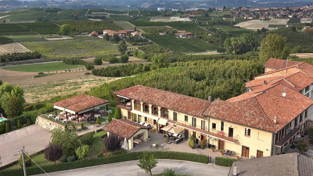 Il Vigneto Guest House Roddi Ngoại thất bức ảnh
