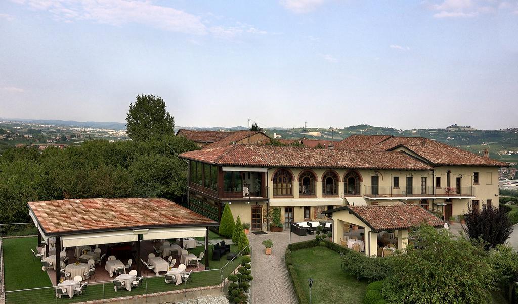 Il Vigneto Guest House Roddi Ngoại thất bức ảnh