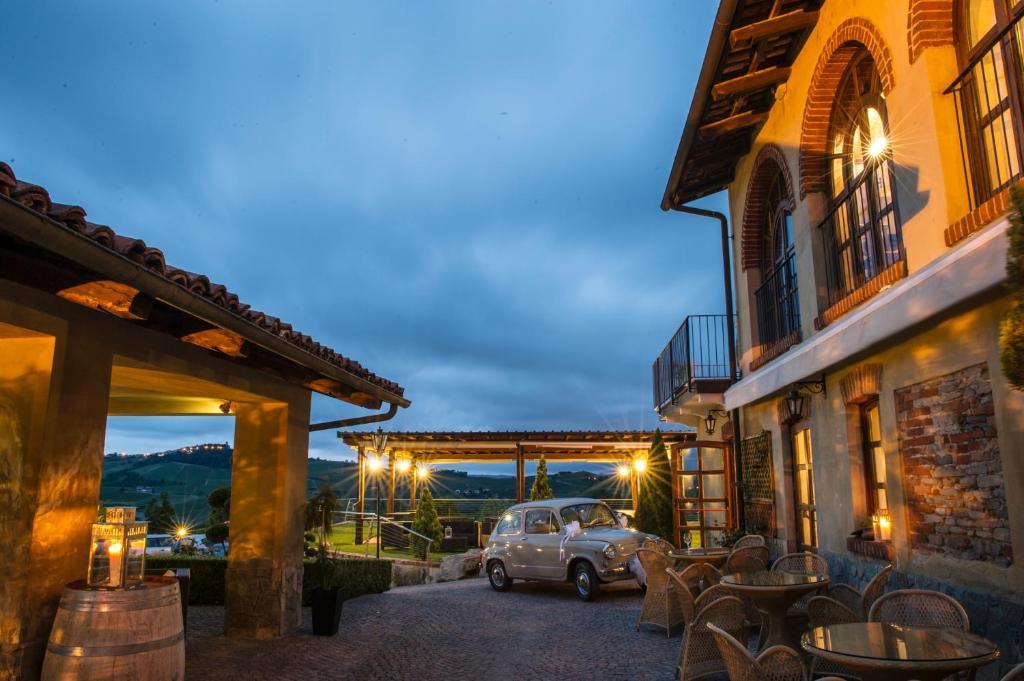 Il Vigneto Guest House Roddi Ngoại thất bức ảnh