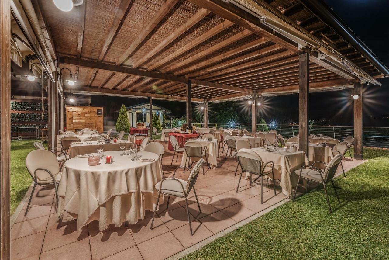 Il Vigneto Guest House Roddi Ngoại thất bức ảnh