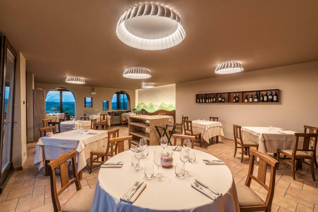 Il Vigneto Guest House Roddi Ngoại thất bức ảnh