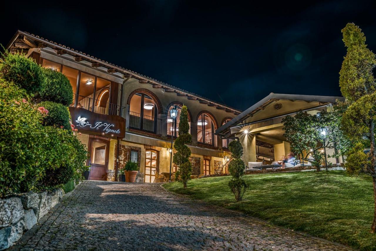Il Vigneto Guest House Roddi Ngoại thất bức ảnh