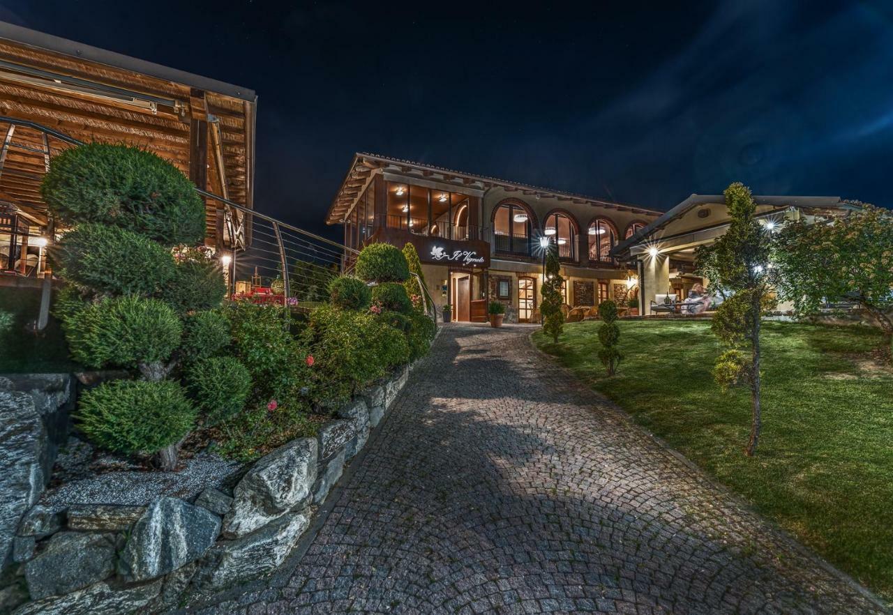 Il Vigneto Guest House Roddi Ngoại thất bức ảnh